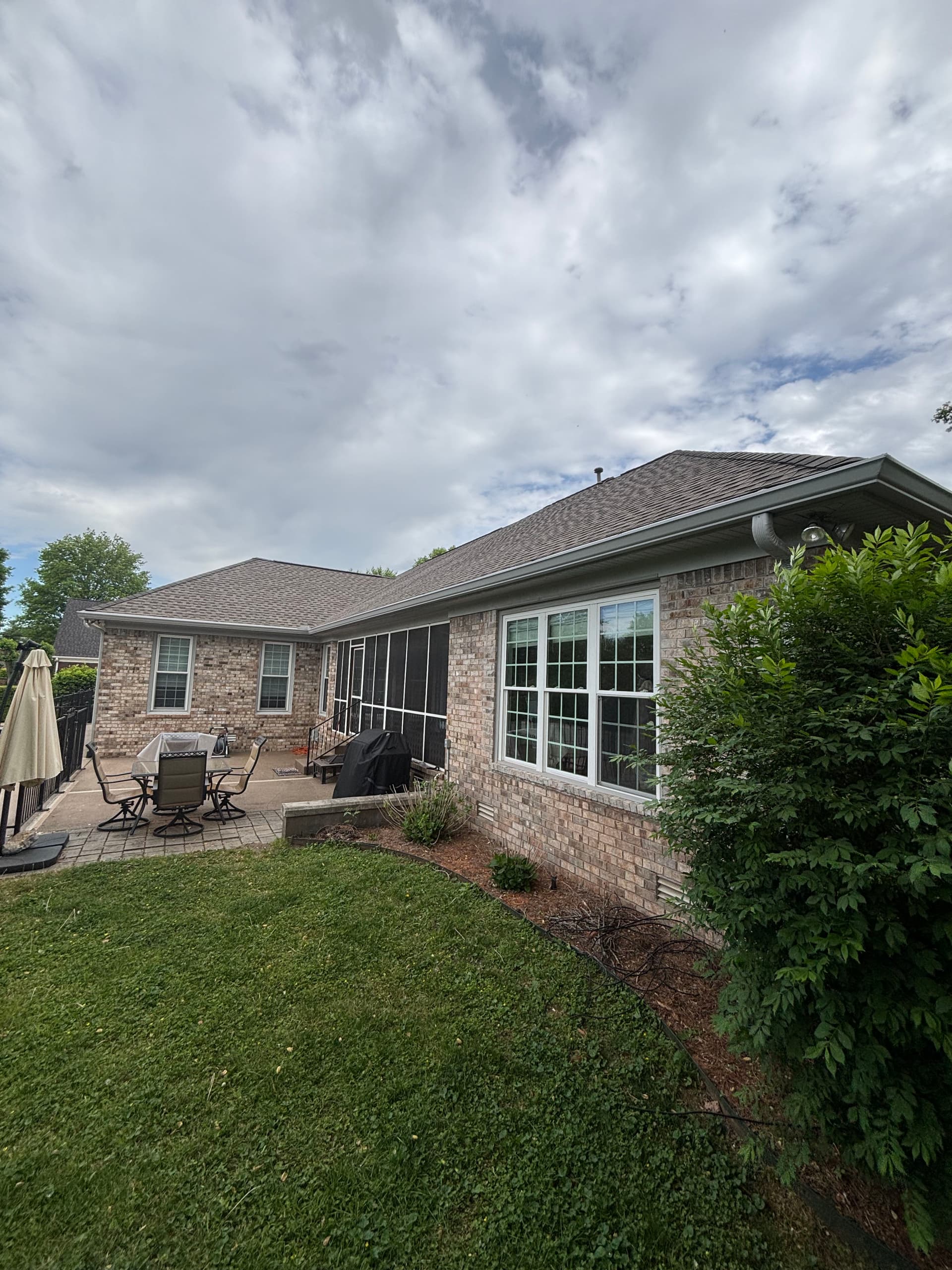 Gallery photos for 500 Feet of Seamless Gutters with Micro Mesh Guards in Murfreesboro: Image #4