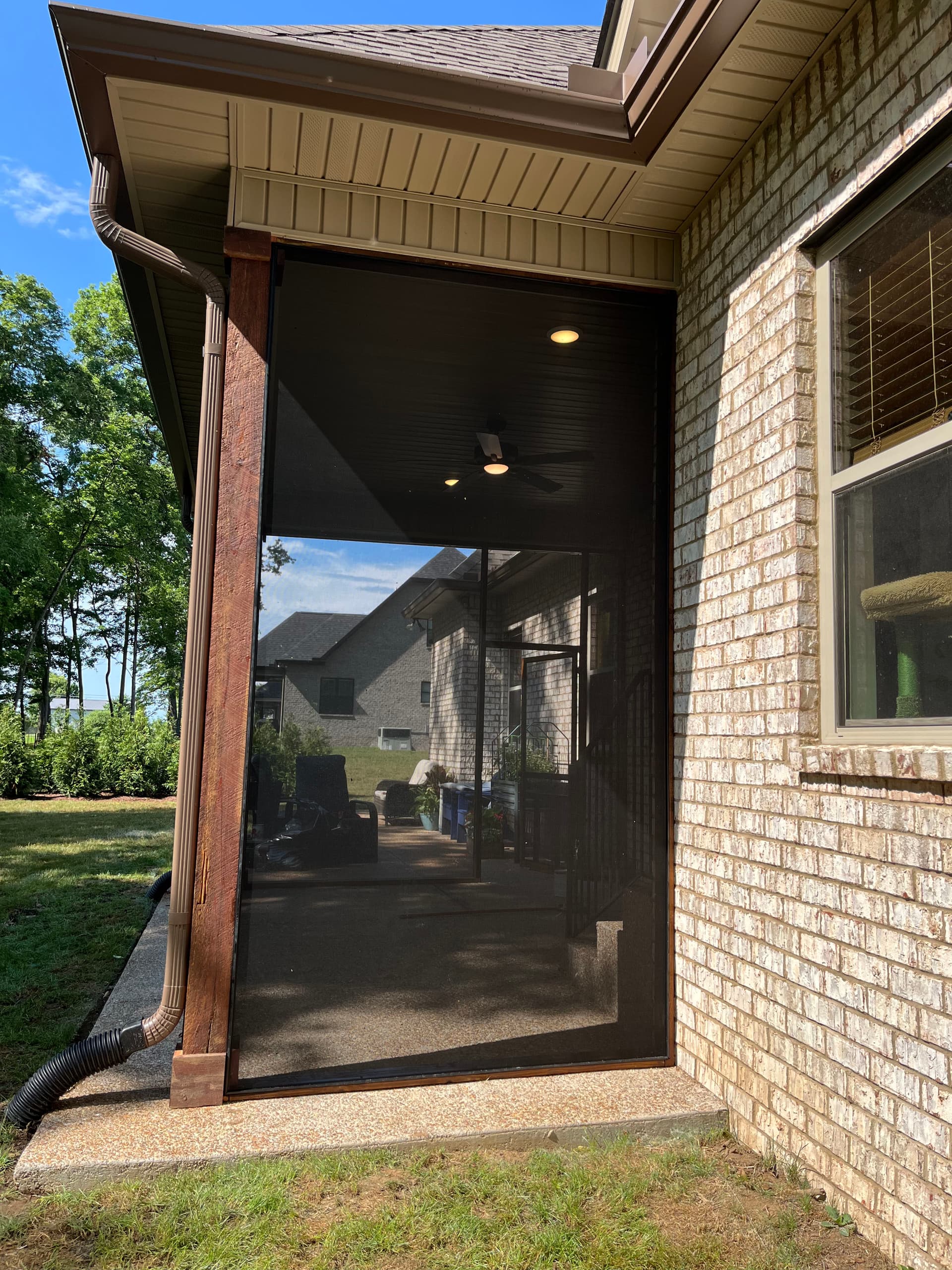 Gallery photos for Screened Porch That Actually Keeps the Bugs Out: Image #2