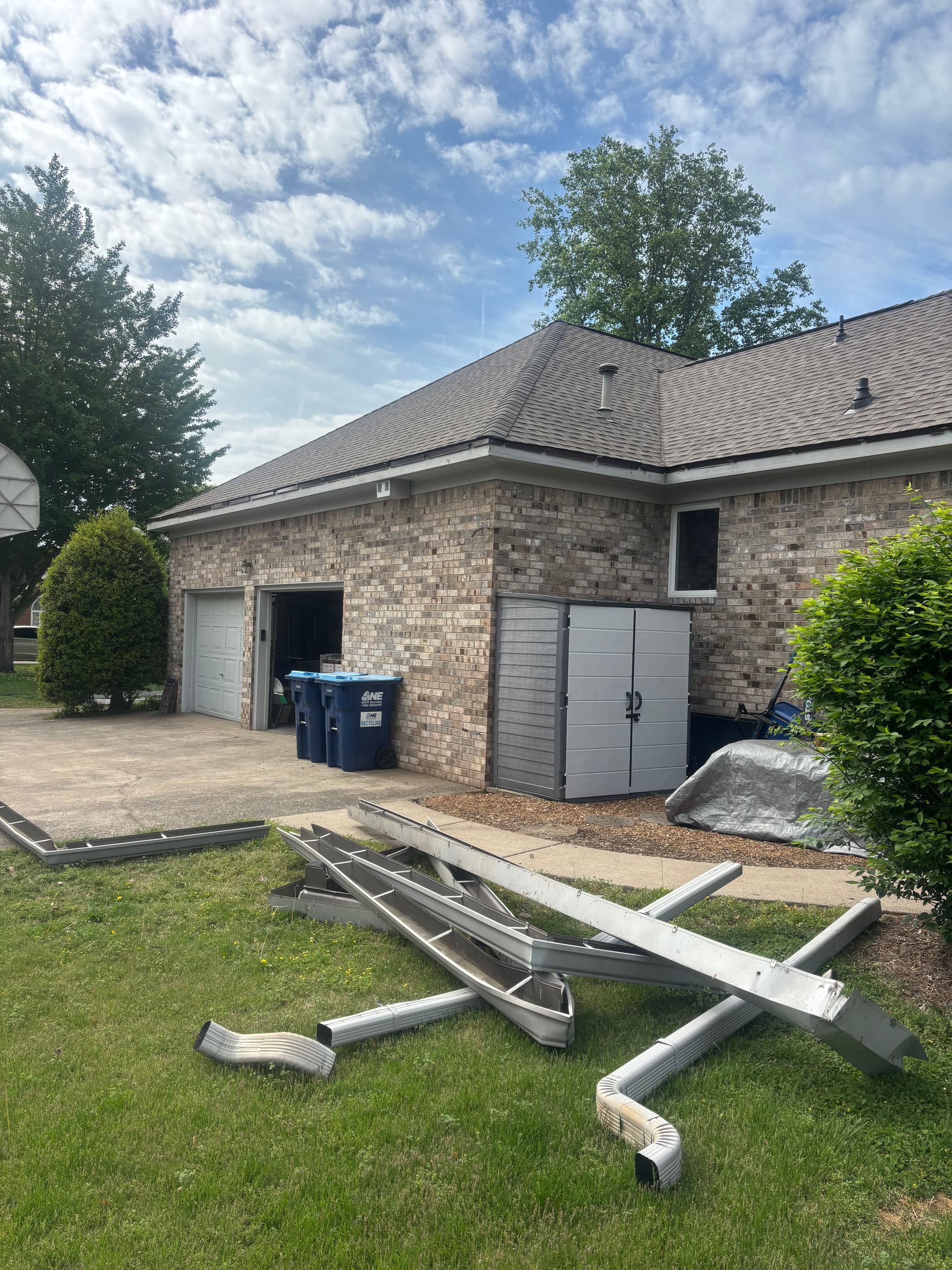 Gallery photos for 500 Feet of Seamless Gutters with Micro Mesh Guards in Murfreesboro: Image #2